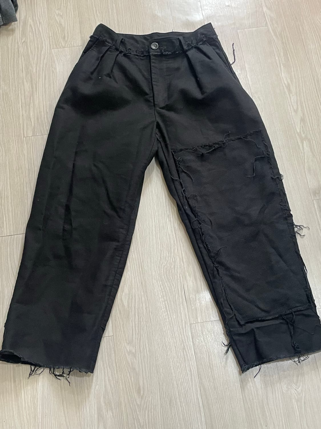 공사이육 블랙 와이드 데미지 코튼 팬츠  상품이미지2