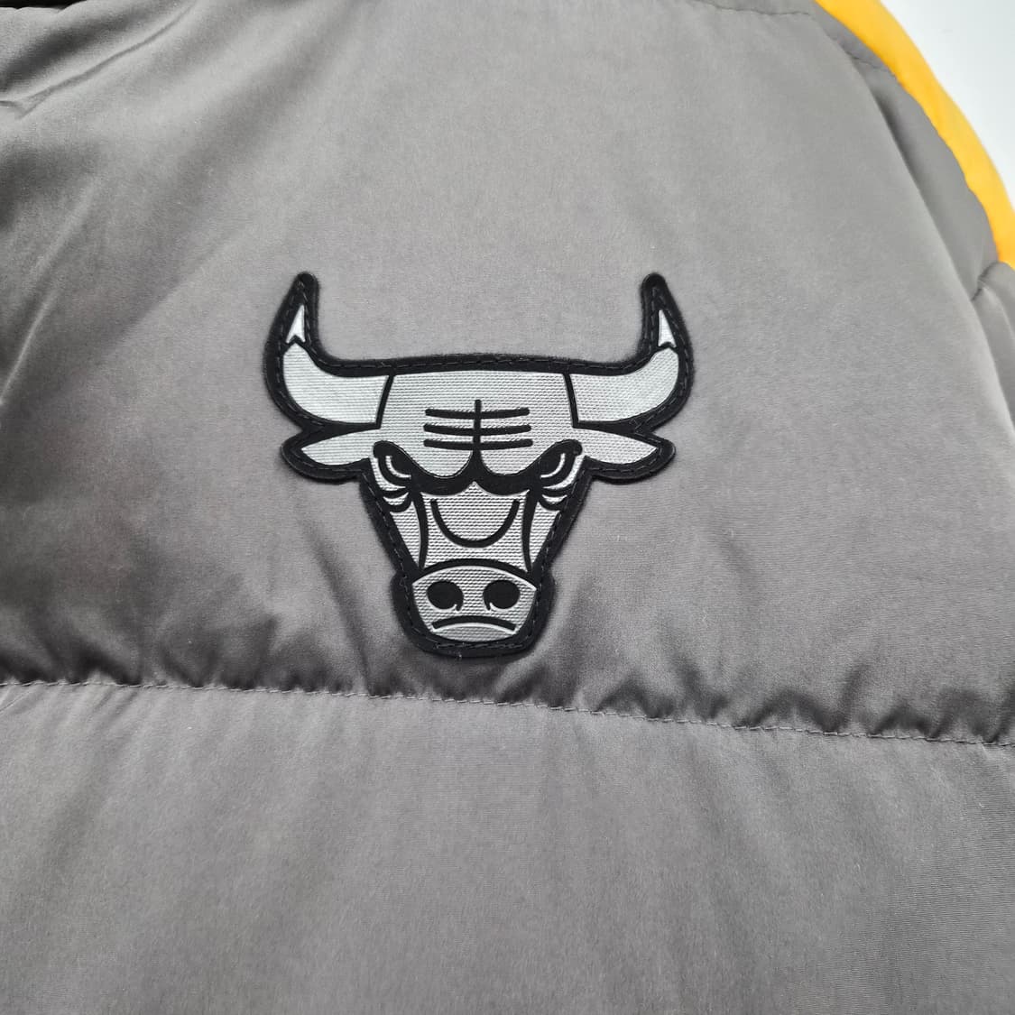 NBA 시카고 불스 리버시블 덕다운 패딩 점퍼 남성 XL 상품이미지7