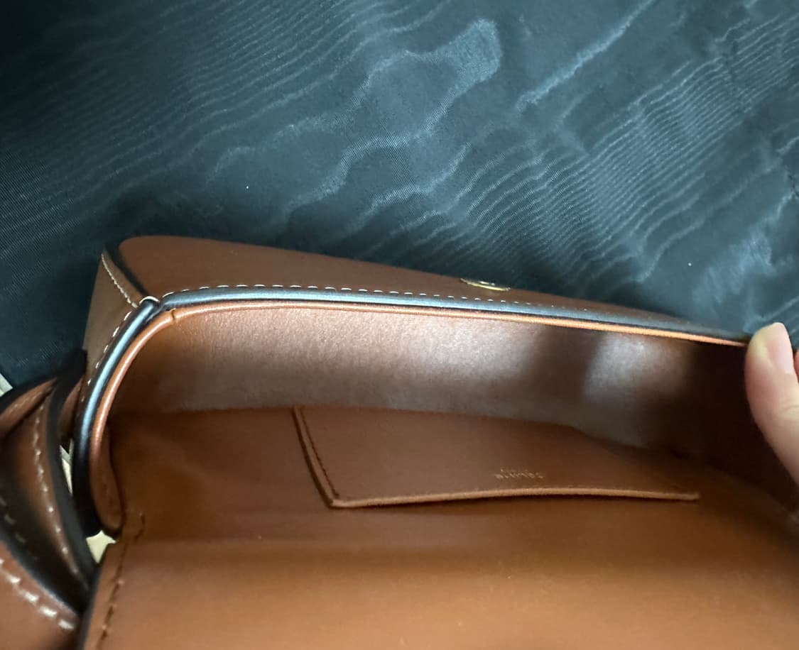 셀린느 타부 클러치 백 탄 풀셋 상품이미지7