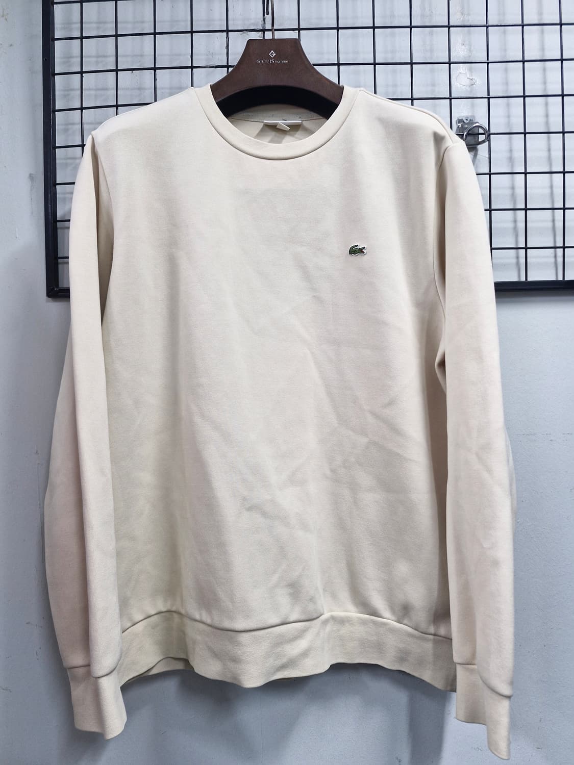 105XL 라코스테 맨투맨 아이보리. 상품이미지1