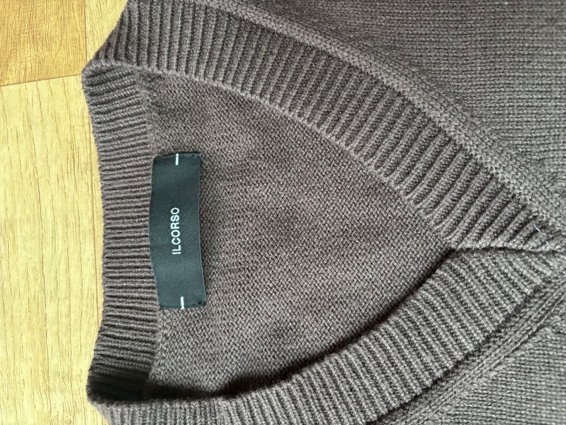 [새상품/L] 일꼬르소(IL CORSO) 딥 브라운 브이넥 니트 상품이미지2