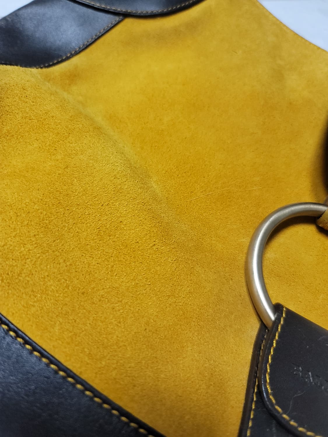 발리 여성 스웨이드+가죽 토트백 상태굿

 상품이미지5