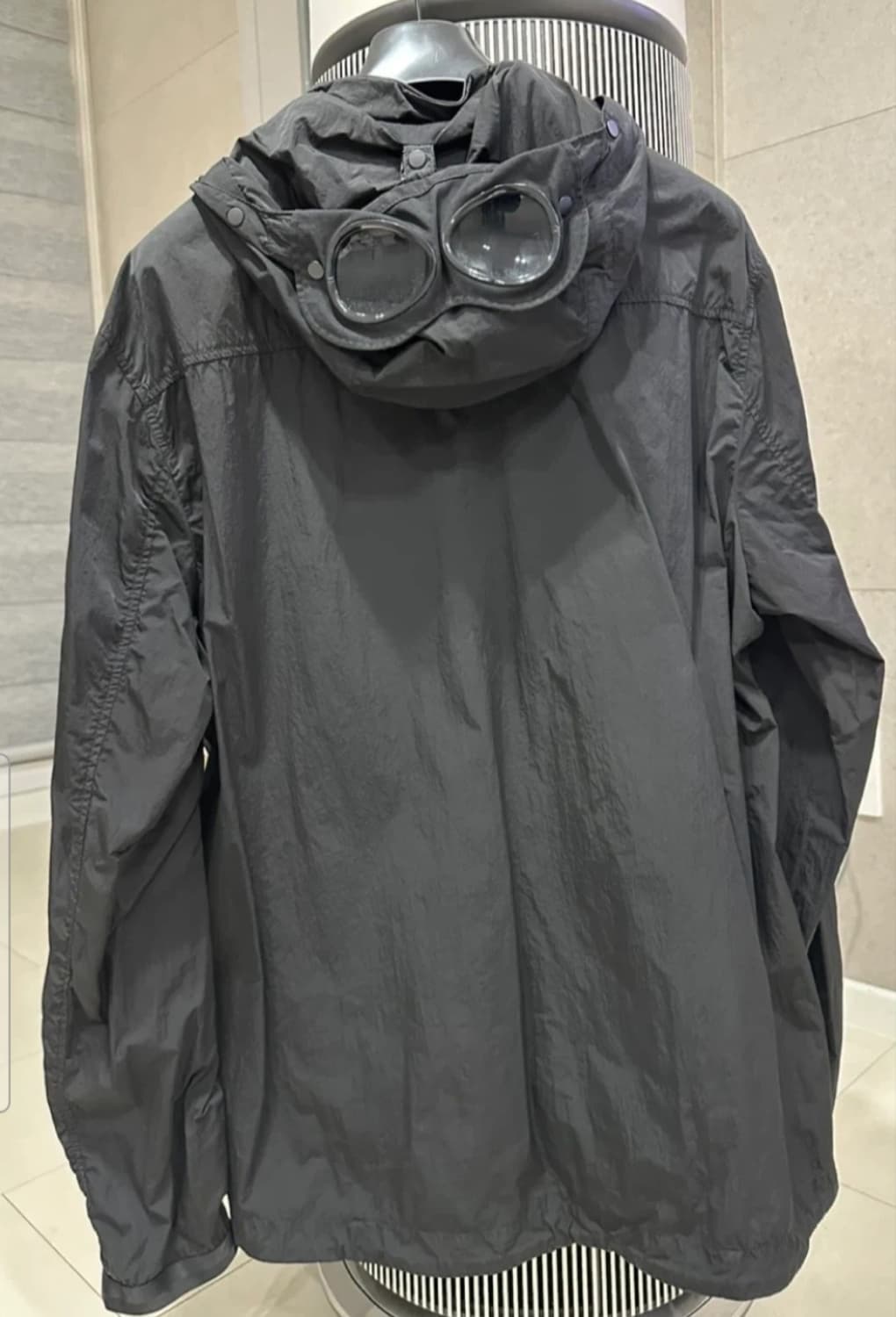 씨피컴퍼니 cp컴퍼니 나일론 자켓 팝니다 105 상품이미지1