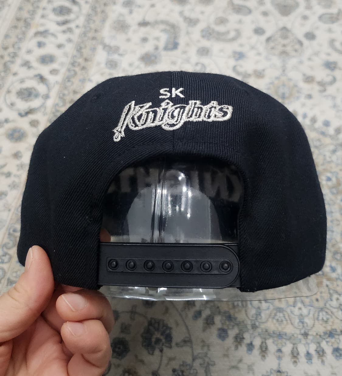 (새상품) SK KNIGHTS 블랙 스냅백 F 상품이미지4