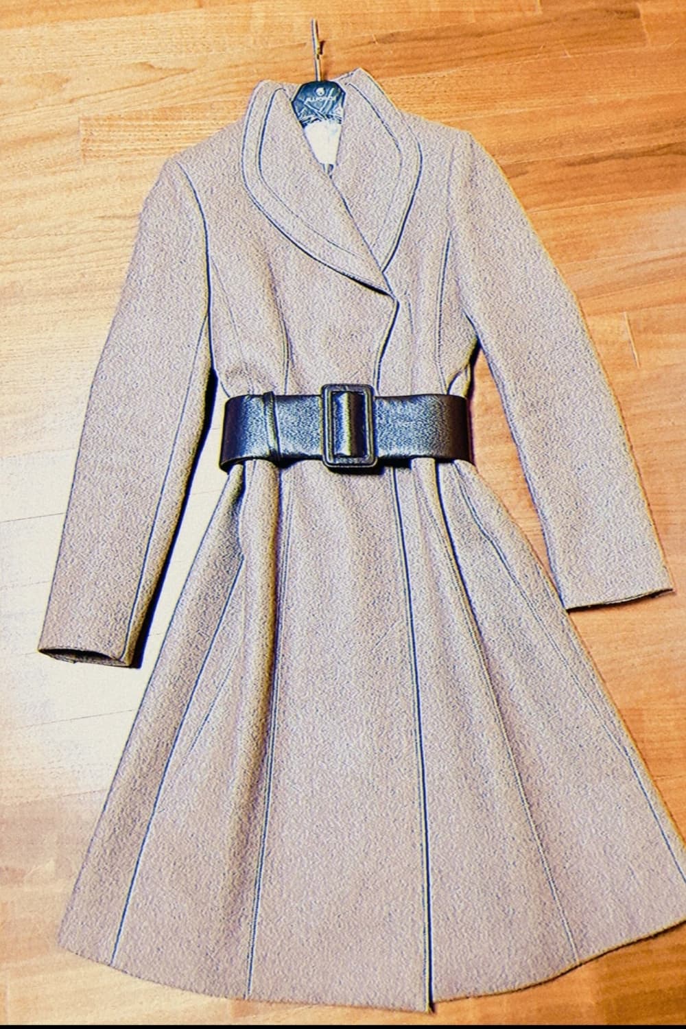 현대백화점에서 산 미샤 캐시미어 코트 55 정품 상품이미지1