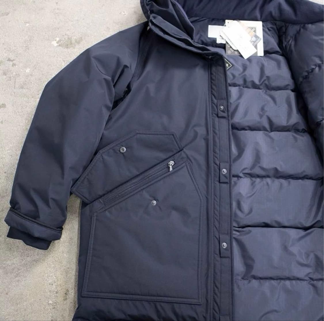 23fw 나나미카 고어텍스 다운 코트 상품이미지9