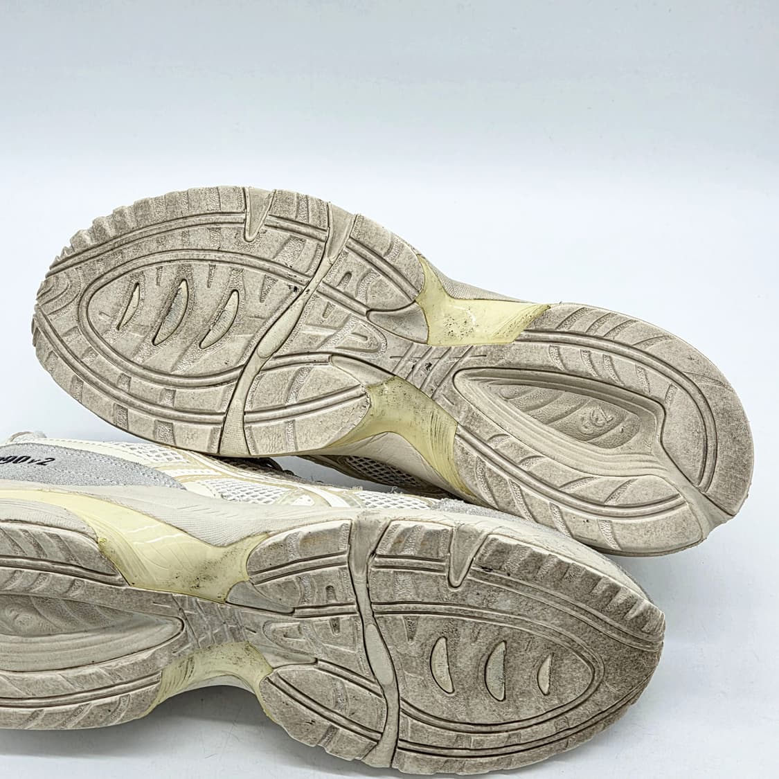 아식스 젤 1090 V2 SMU 폴라 쉐이드 크림 (275) 상품이미지3