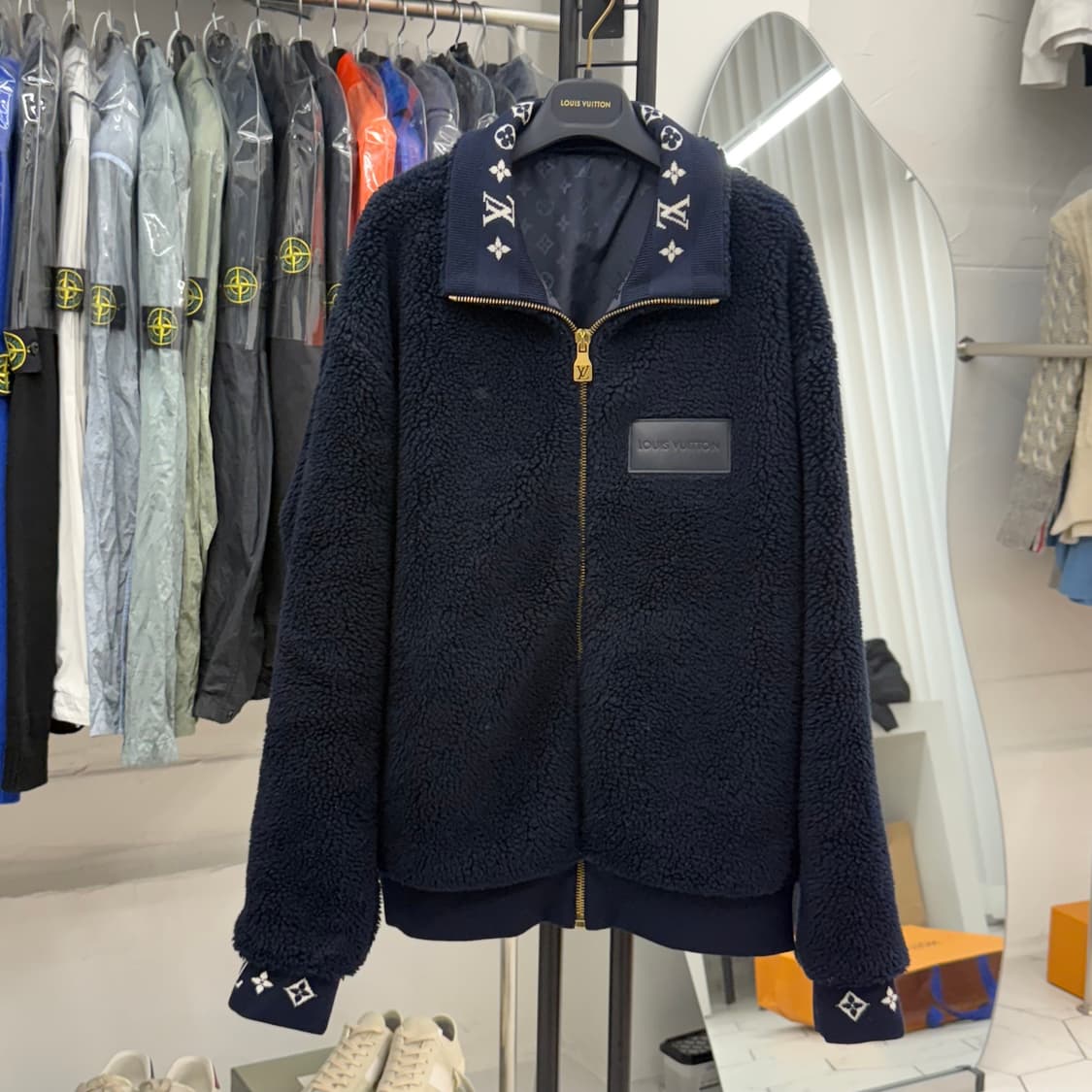 [XL] 루이비통 레더패치 플리스 블루종 상품이미지1