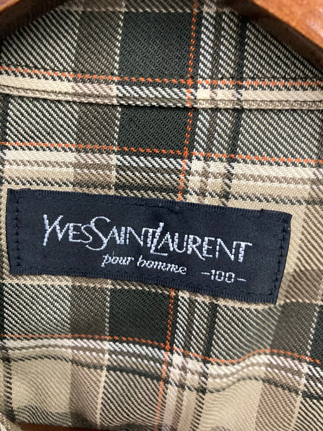 입생로랑 체크셔츠 상품이미지3