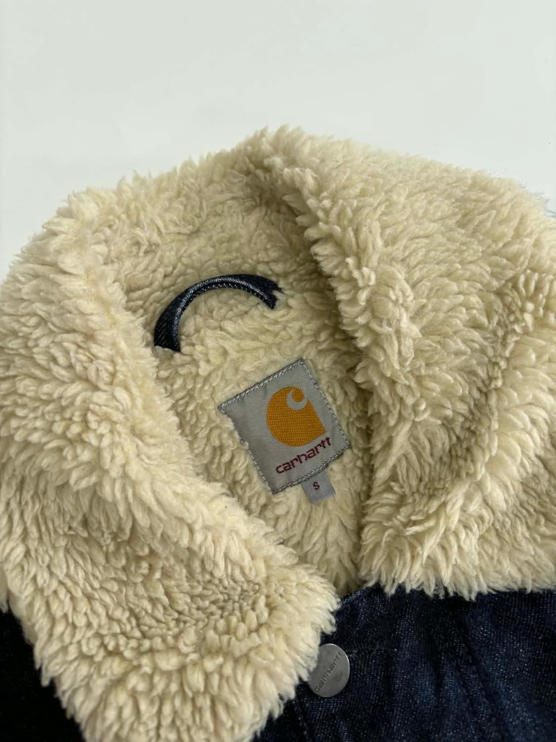 [S] 칼하트 피닉스 데님 트러커 워크 자켓 상품이미지3