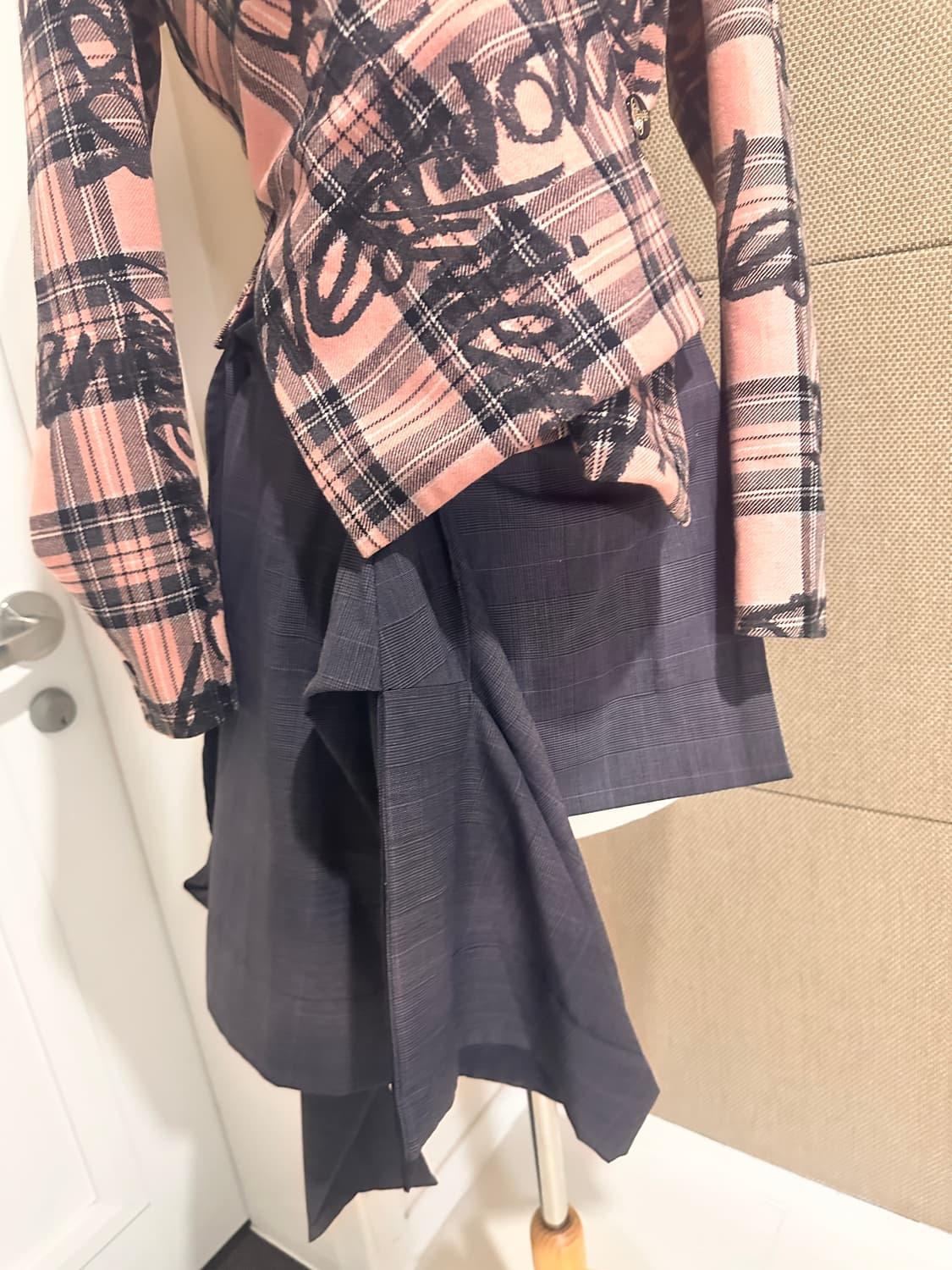 비비안웨스트우드 레드라벨 비대칭드레이핑 스커트 이탈리아산 상품이미지1