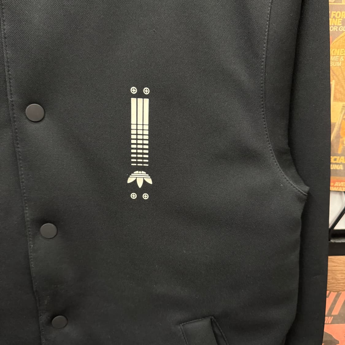 21 F/W 아디다스 바시티 자켓 후면 그래픽 심볼 포인트 블랙 상품이미지5