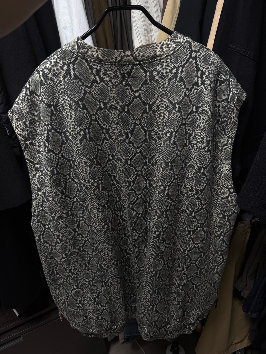 (4사이즈) 캐피탈 파이톤 베스트 상품이미지2