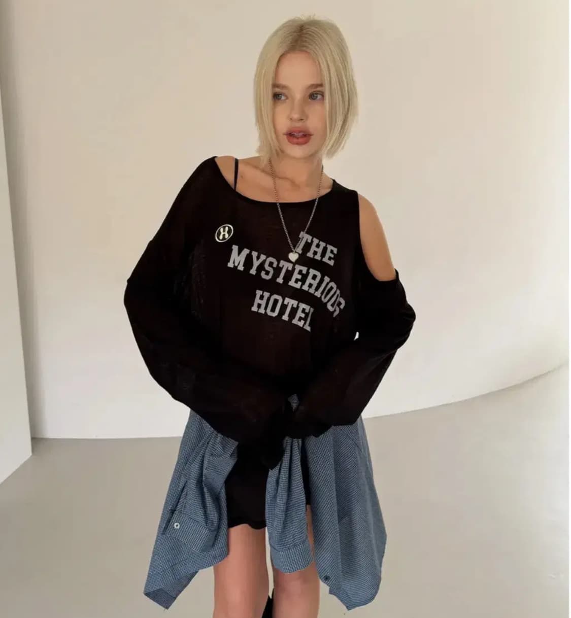 미스테리어스호텔 SHOULDER HOLE TMH SLEEVE 숄더 슬리브 상품이미지1