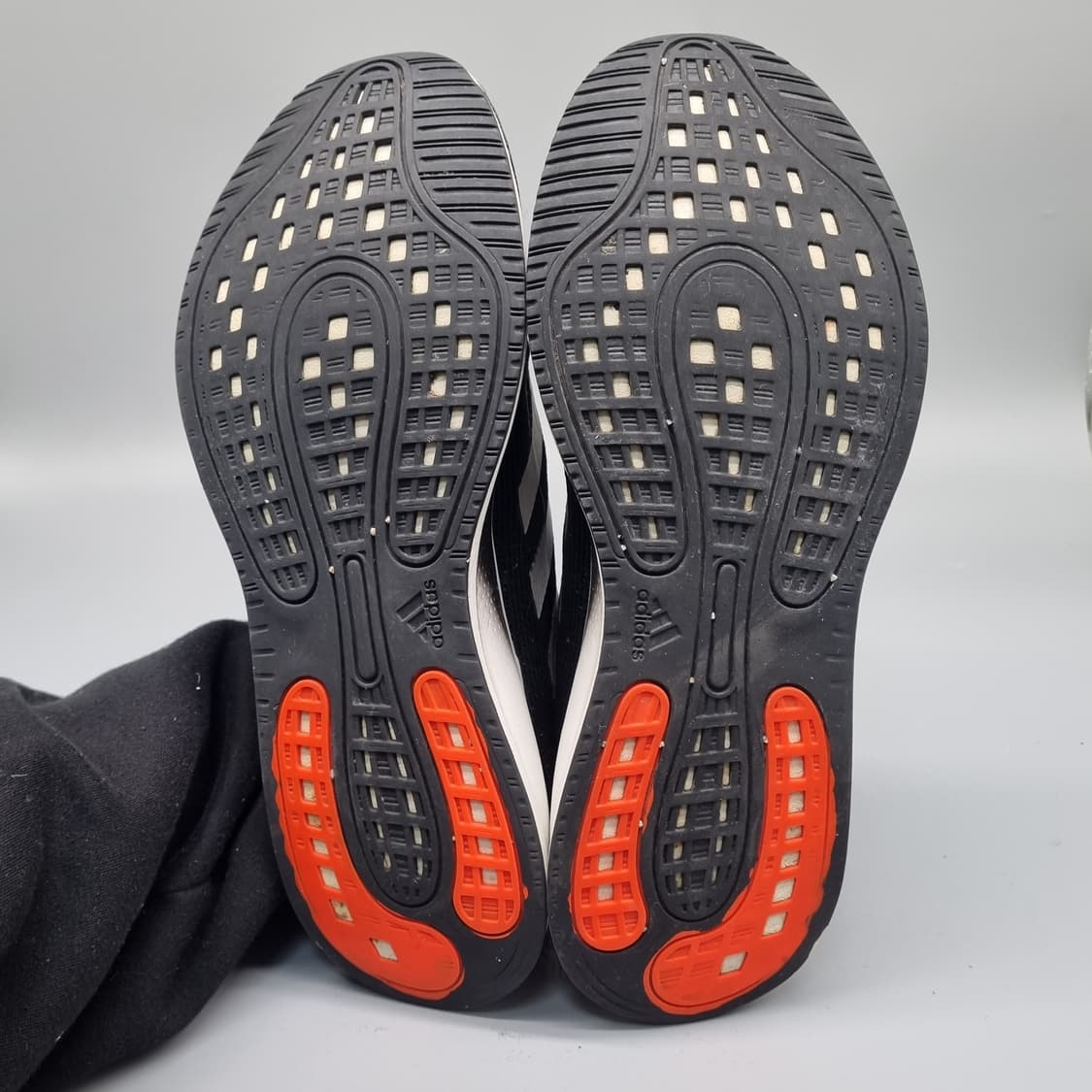 아디다스 갤럭사런 남성운동화285 상품이미지3