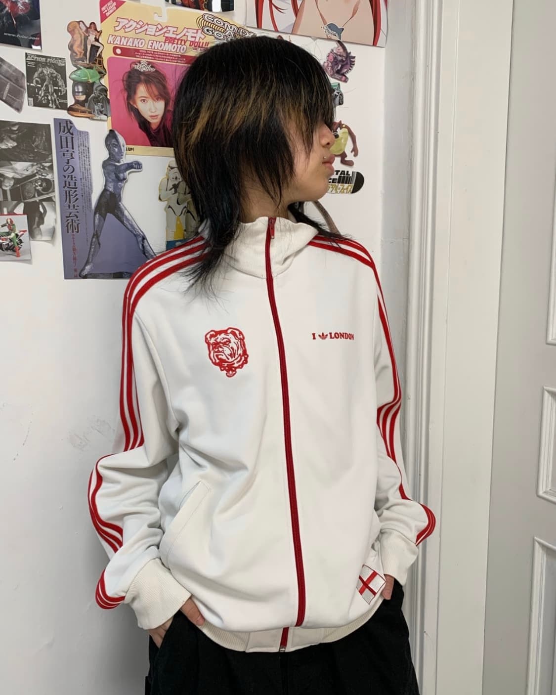 아디다스 런던 화이트 레드 트랙자켓 상품이미지3