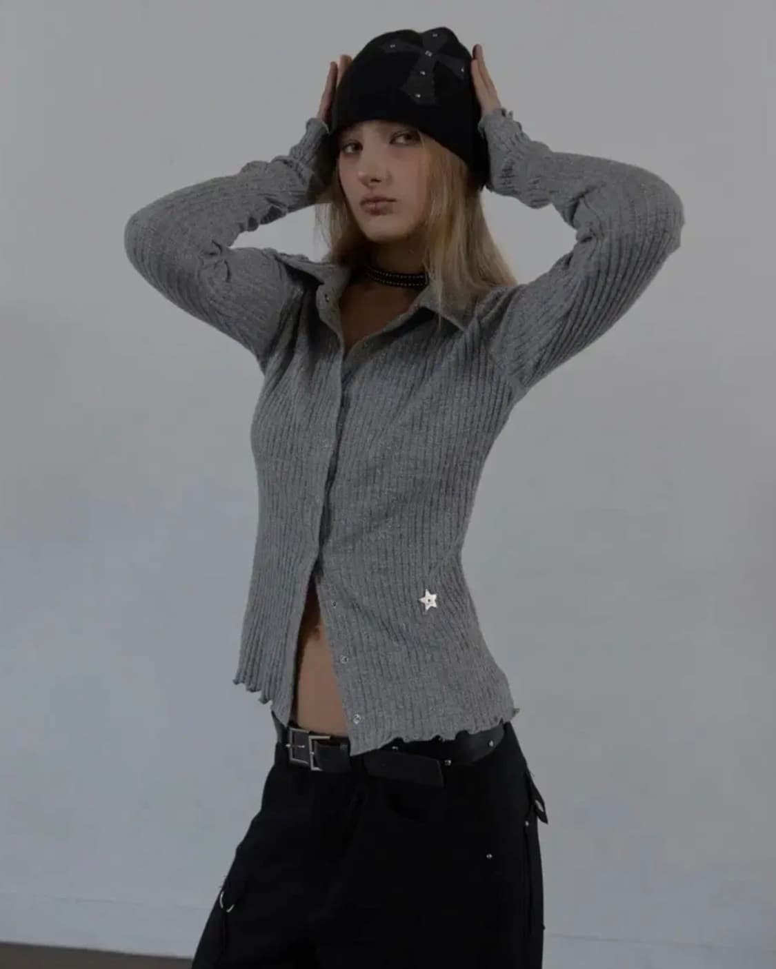 셋업이엑스이 CROSS STUDDED BEANIE / BLACK 상품이미지4