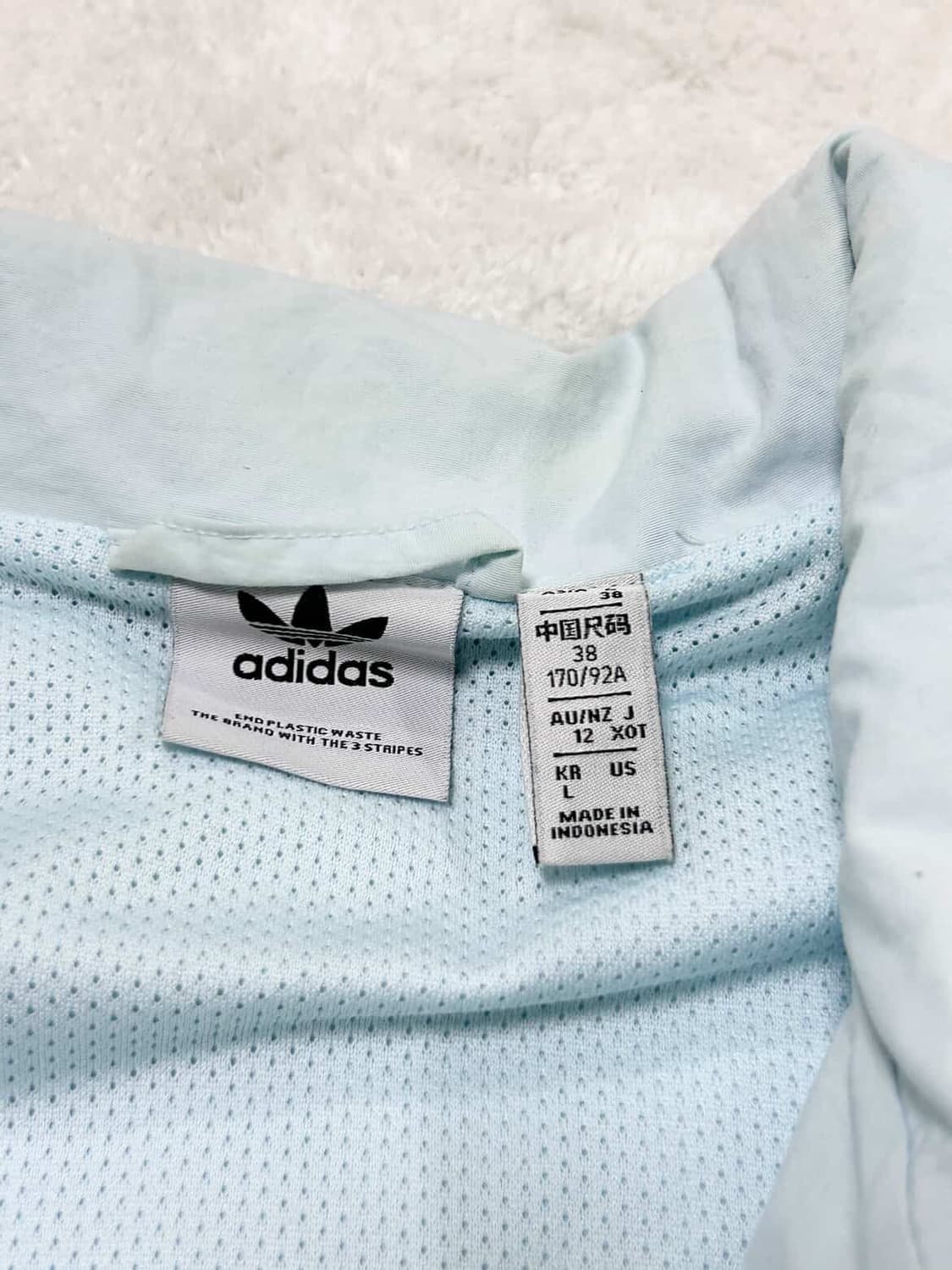 아디다스 자수로고 뮤트하늘 바람막이 상품이미지7