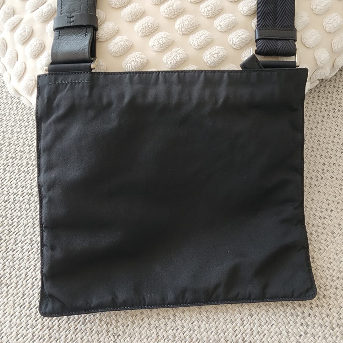 상태최상 프라다 나일론 플랫 미니 크로스백 숄더백 블랙 상품이미지7