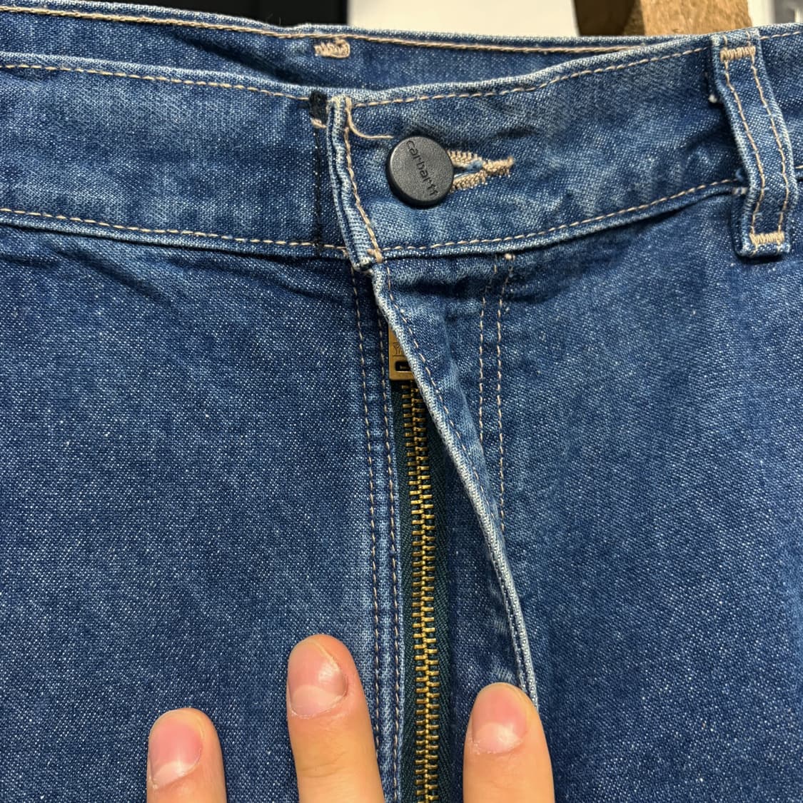 칼하트 FR 방염 리얼워크 와이드핏 카펜터 데님팬츠 N379 상품이미지5