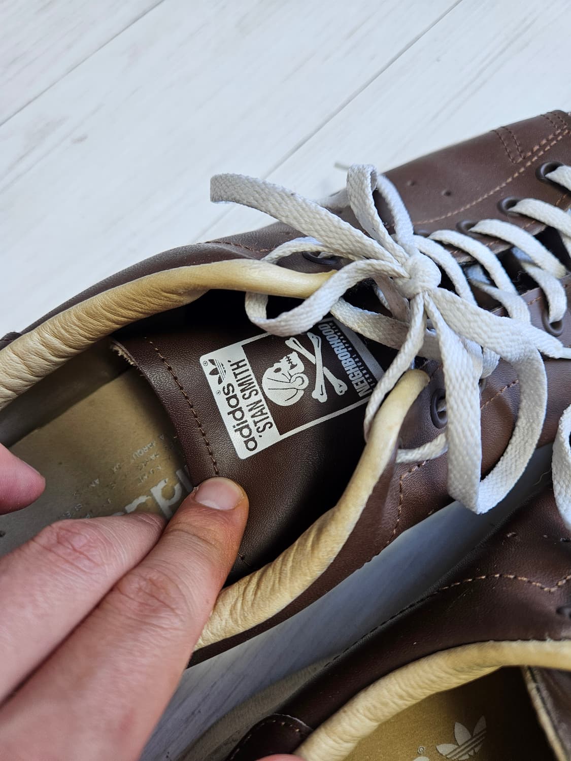 아디다스 X 네이버후드 스탠스미스 285 상품이미지4