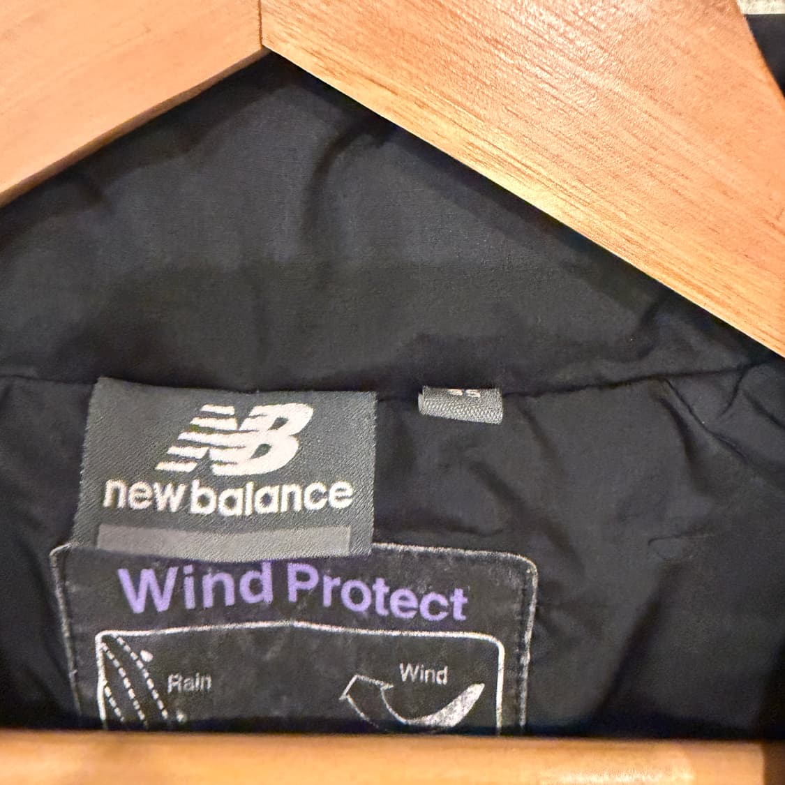 뉴발란스 바람막이 집업 M 블랙 상품이미지4