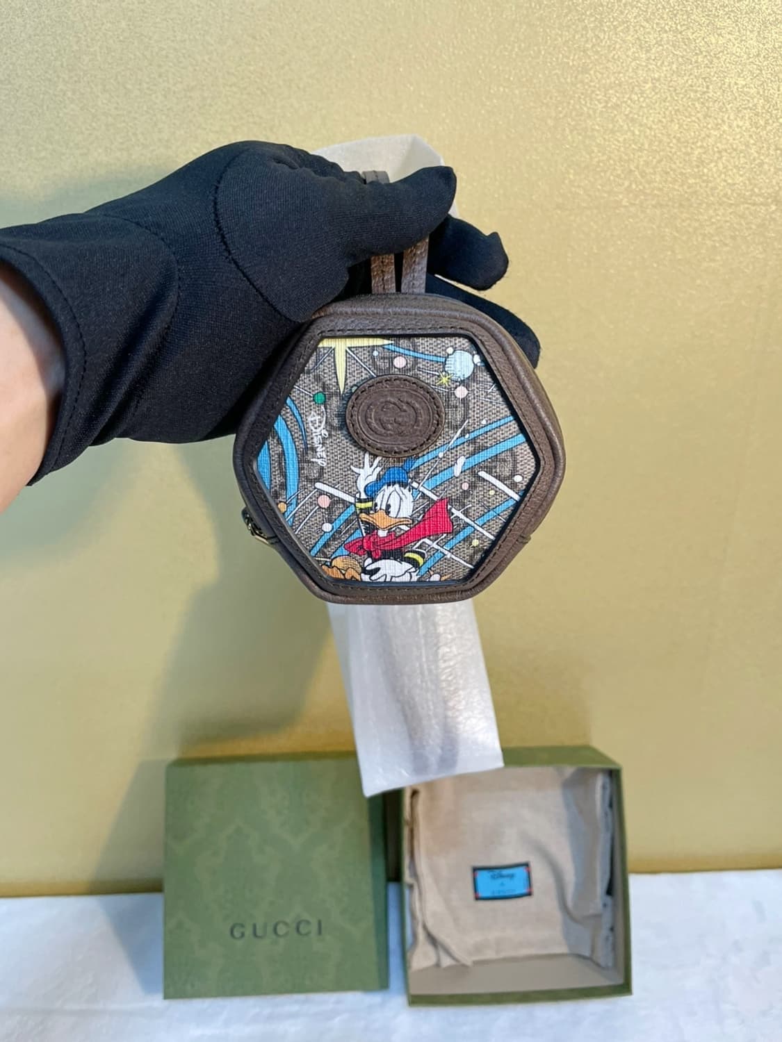 구찌 x디즈니 에디션 도날드덕 코인 파우치 상품이미지1