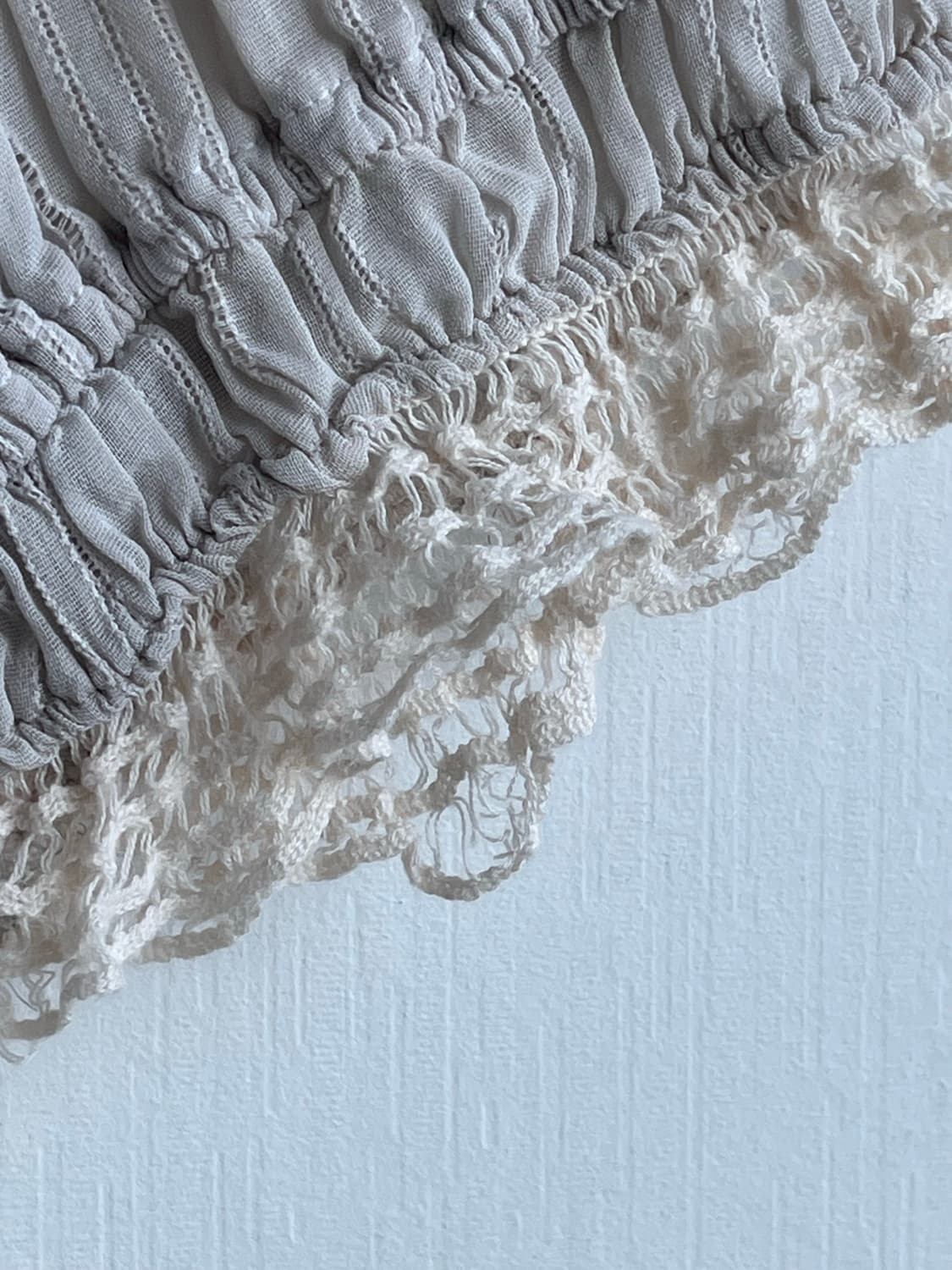 SALE) 베이지 레이스 포켓 블라우스 상품이미지4