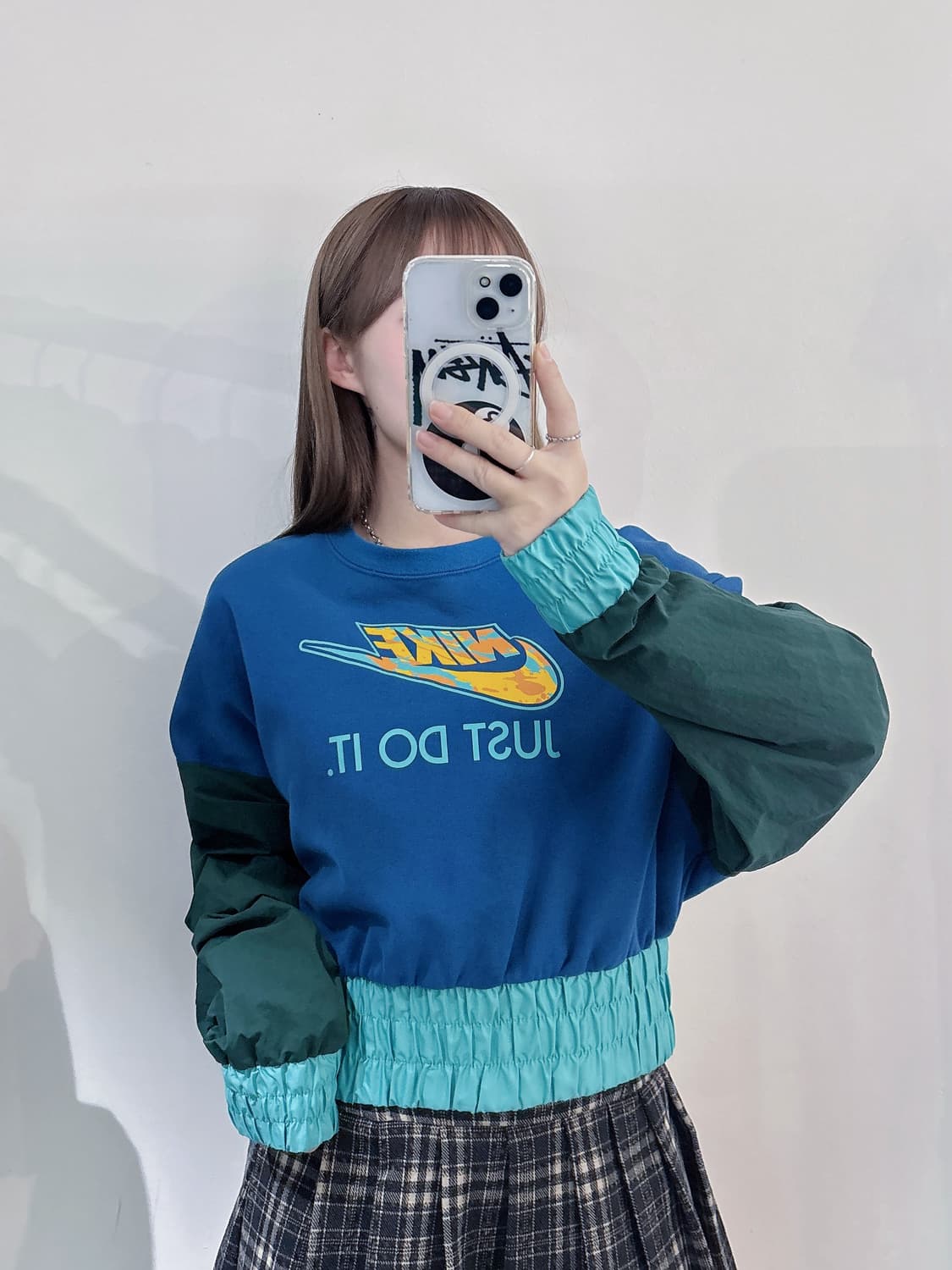 나이키 크롭 맨투맨 상품이미지2