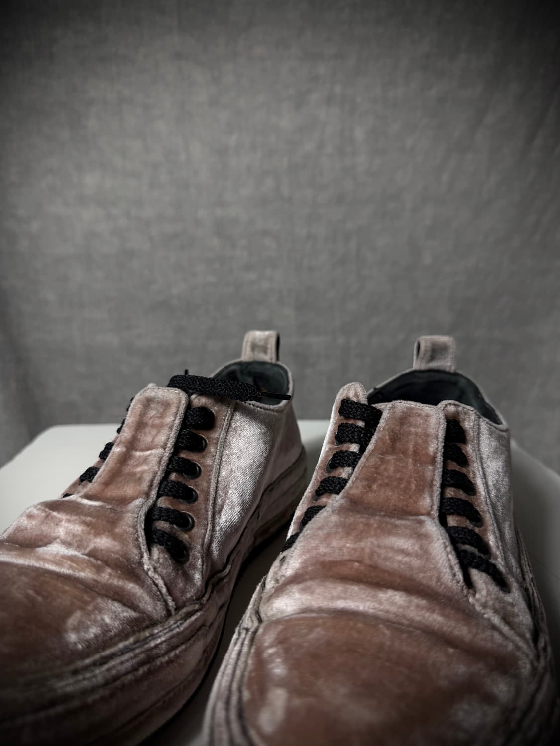 Ann Demeulemeester Velvet  Sneakers  상품이미지8