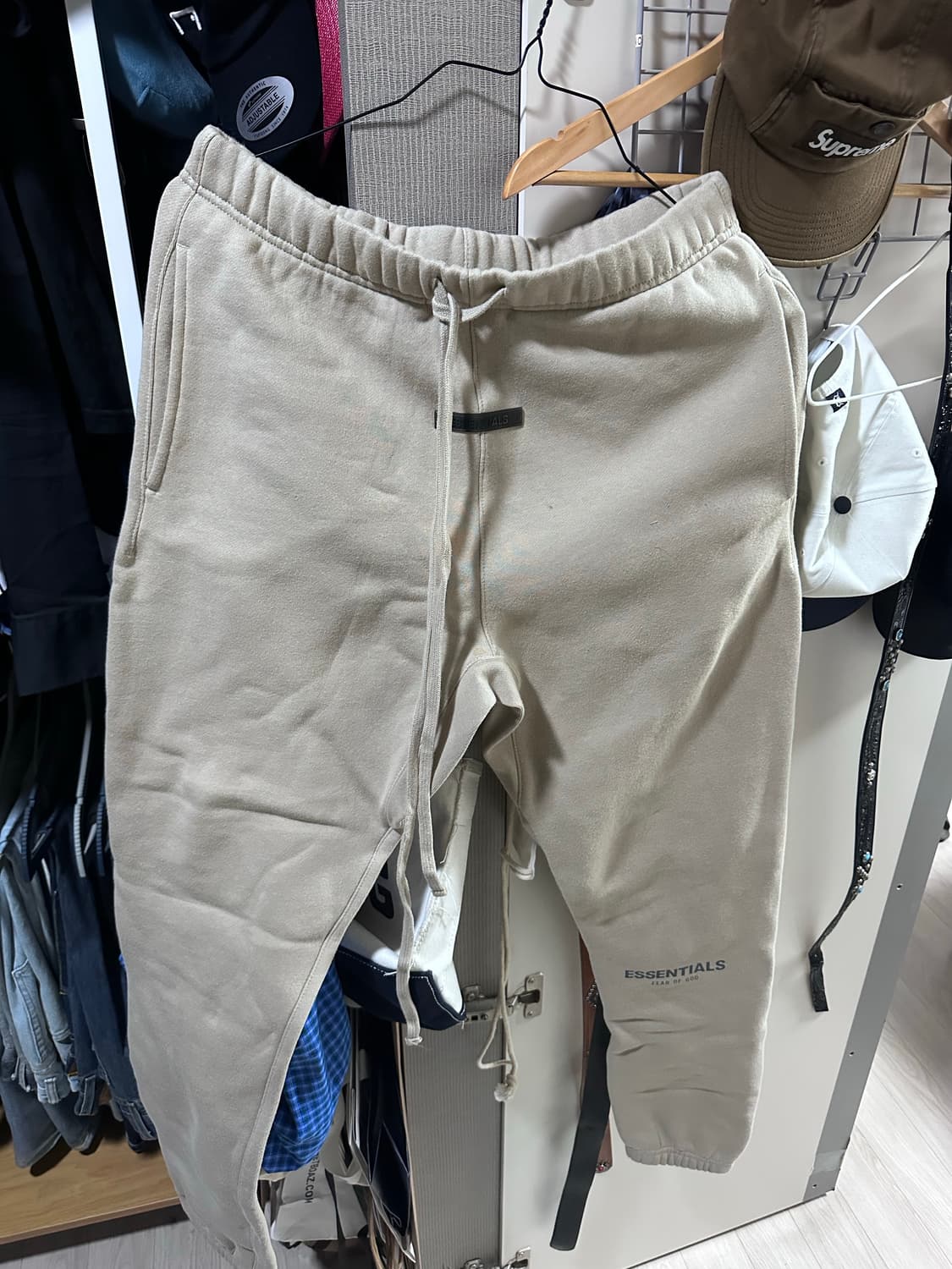 에센셜 ESSENTIALS 스웻팬츠 베이지 L 상품이미지1