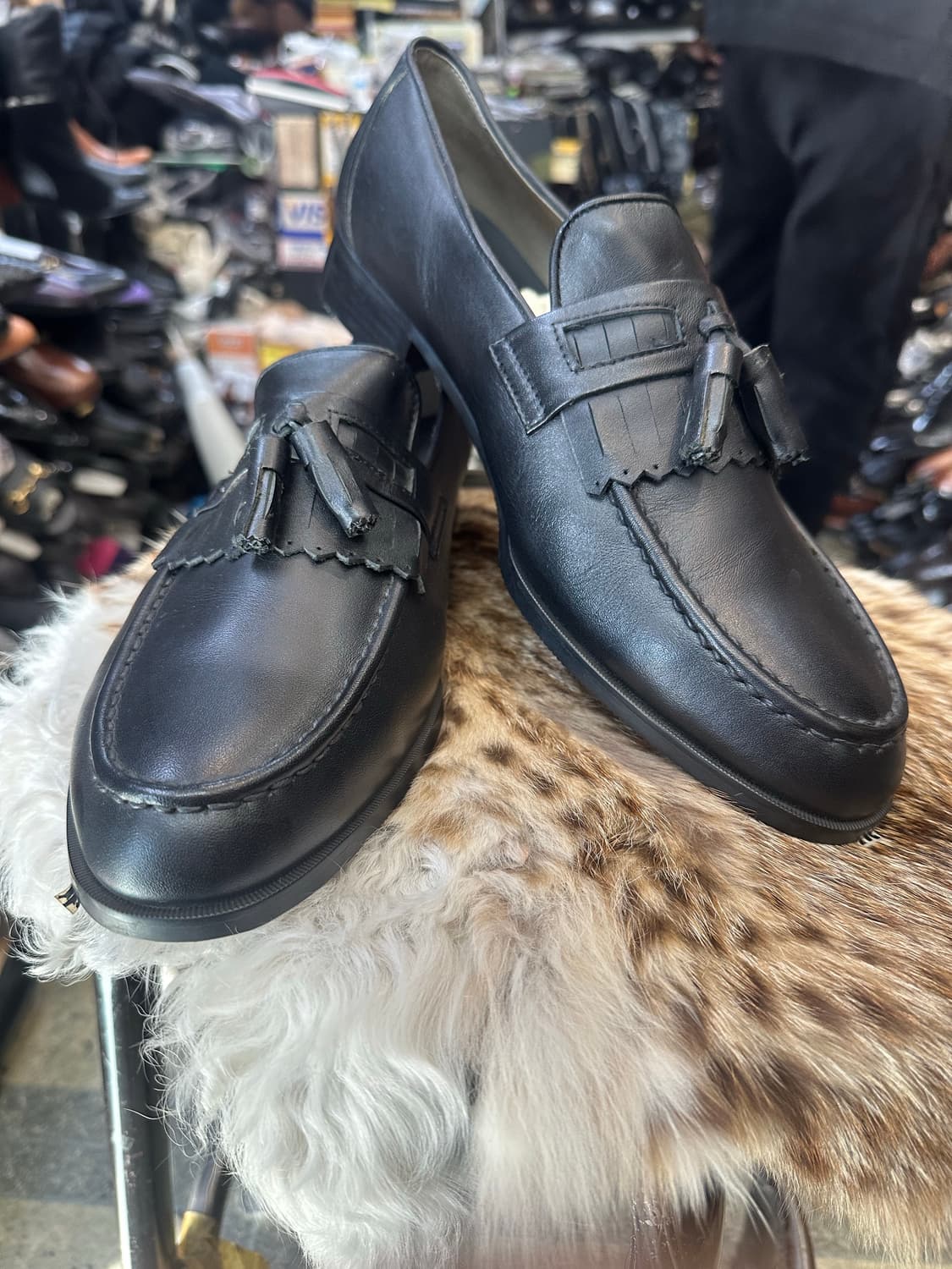 (295) 치마방울 레더 로퍼 상품이미지1