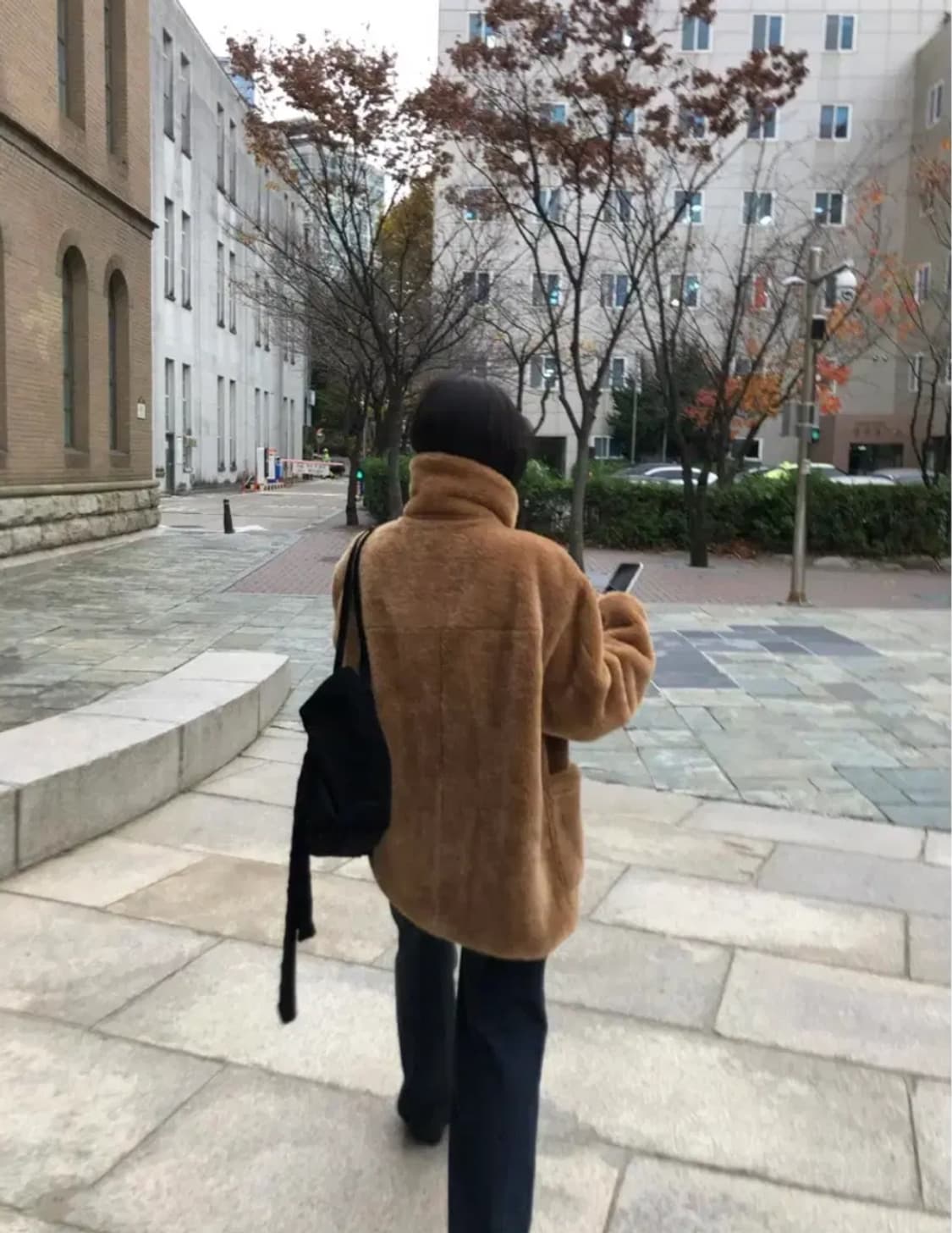 러브유쏘머치 카라털 점퍼 테디베어무스탕 브라운 상품이미지3