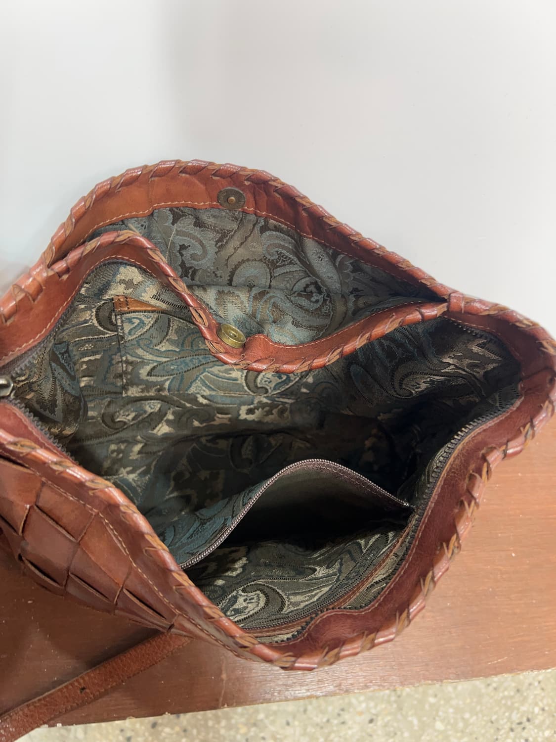 IBIZA Leather Woven Shoulder Bag 상품이미지9