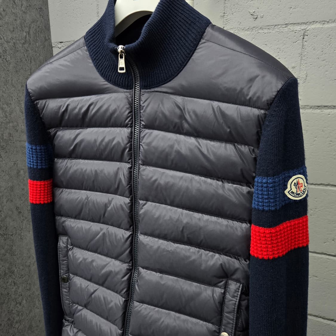 몽클레어 암밴드 니트패딩 M 상품이미지1