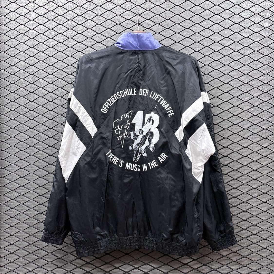 아디다스 밀리터리 윈드브레이커 독일군 커스텀 디테일 퍼플 상품이미지3