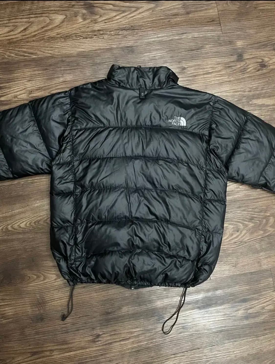 노스페이스 아콘카구아 유광 경량패딩  상품이미지9