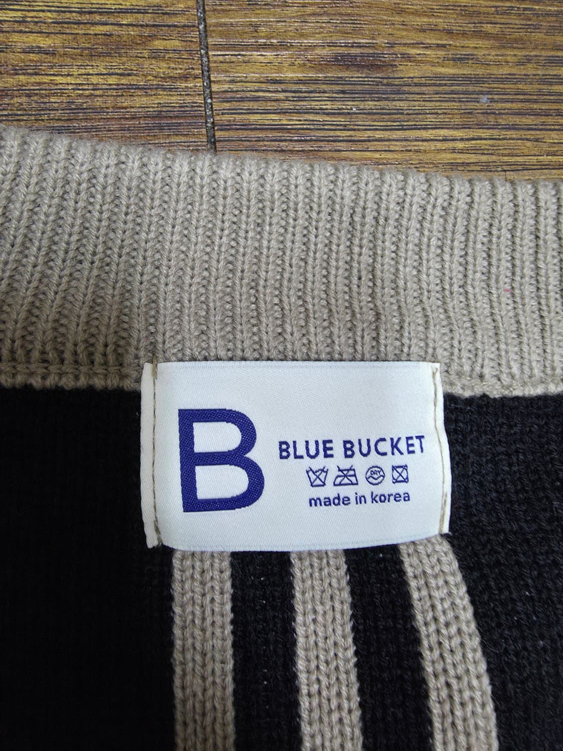 남여공용 니트가디건 미사용품  상품이미지3