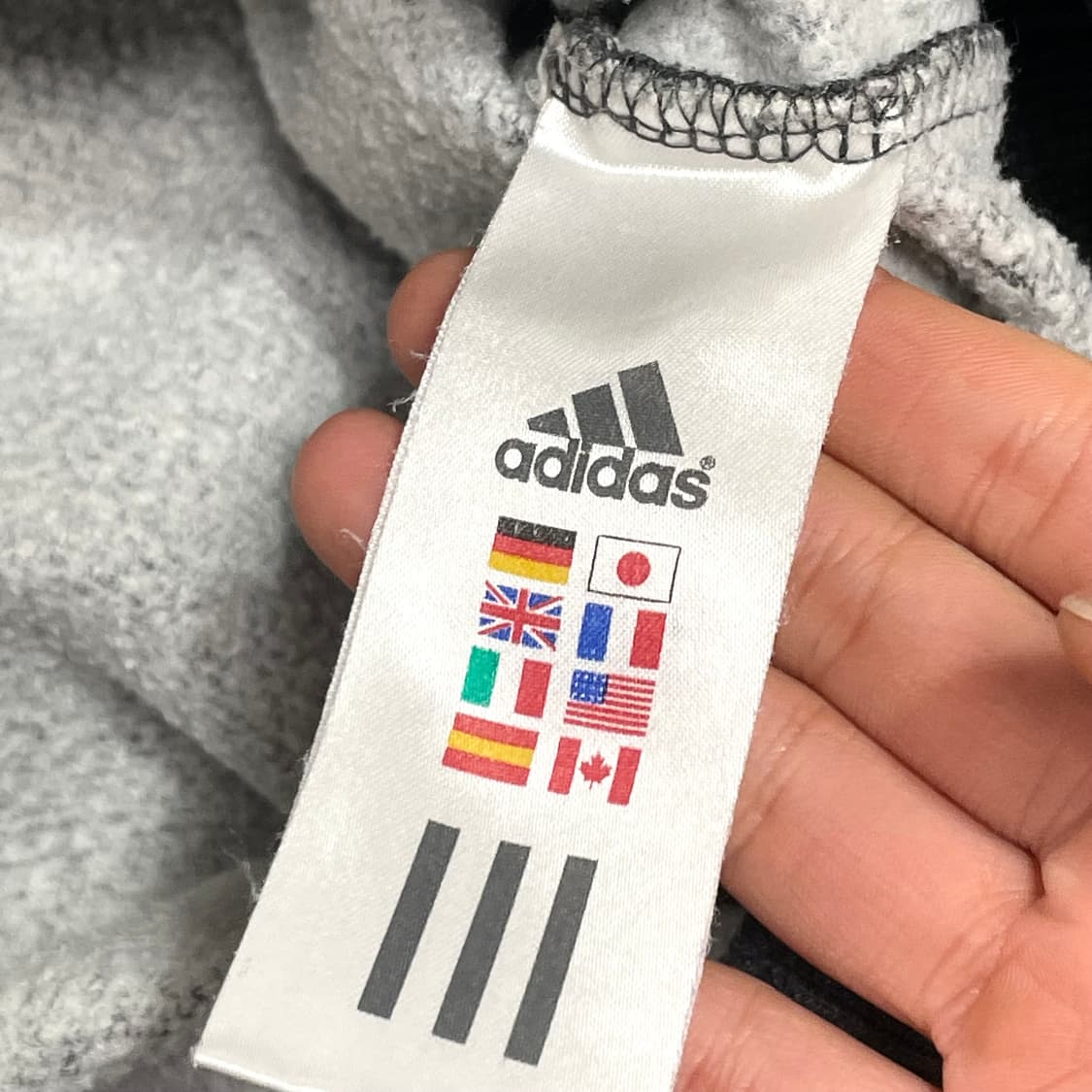 아디다스 삼각로고 차콜 기모 맨투맨 티셔츠 남성105 상품이미지4