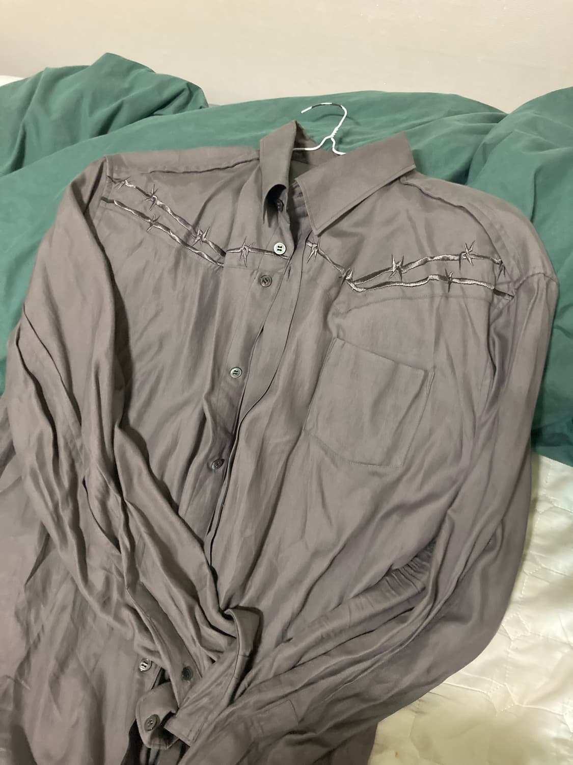 Undercover thorn shirts 4 상품이미지2