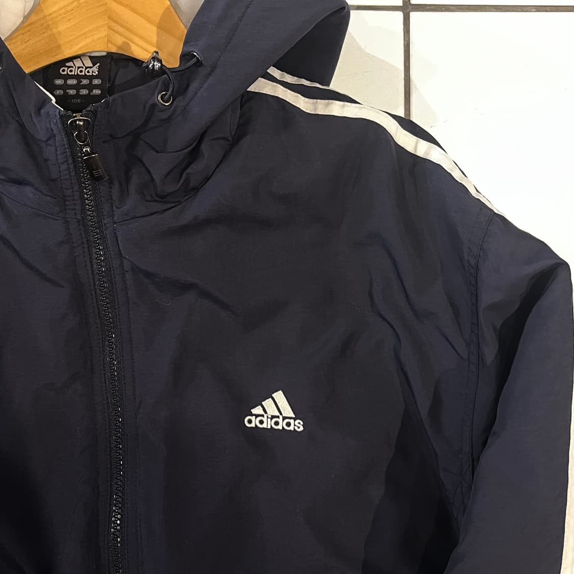 아디다스 올드스쿨 누빔 후드점퍼 네이비 상품이미지6