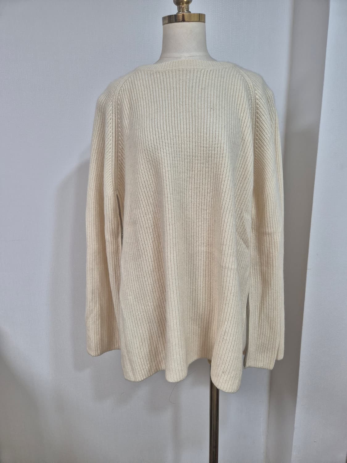 캐시미어100 케이프 스웨터  상품이미지1