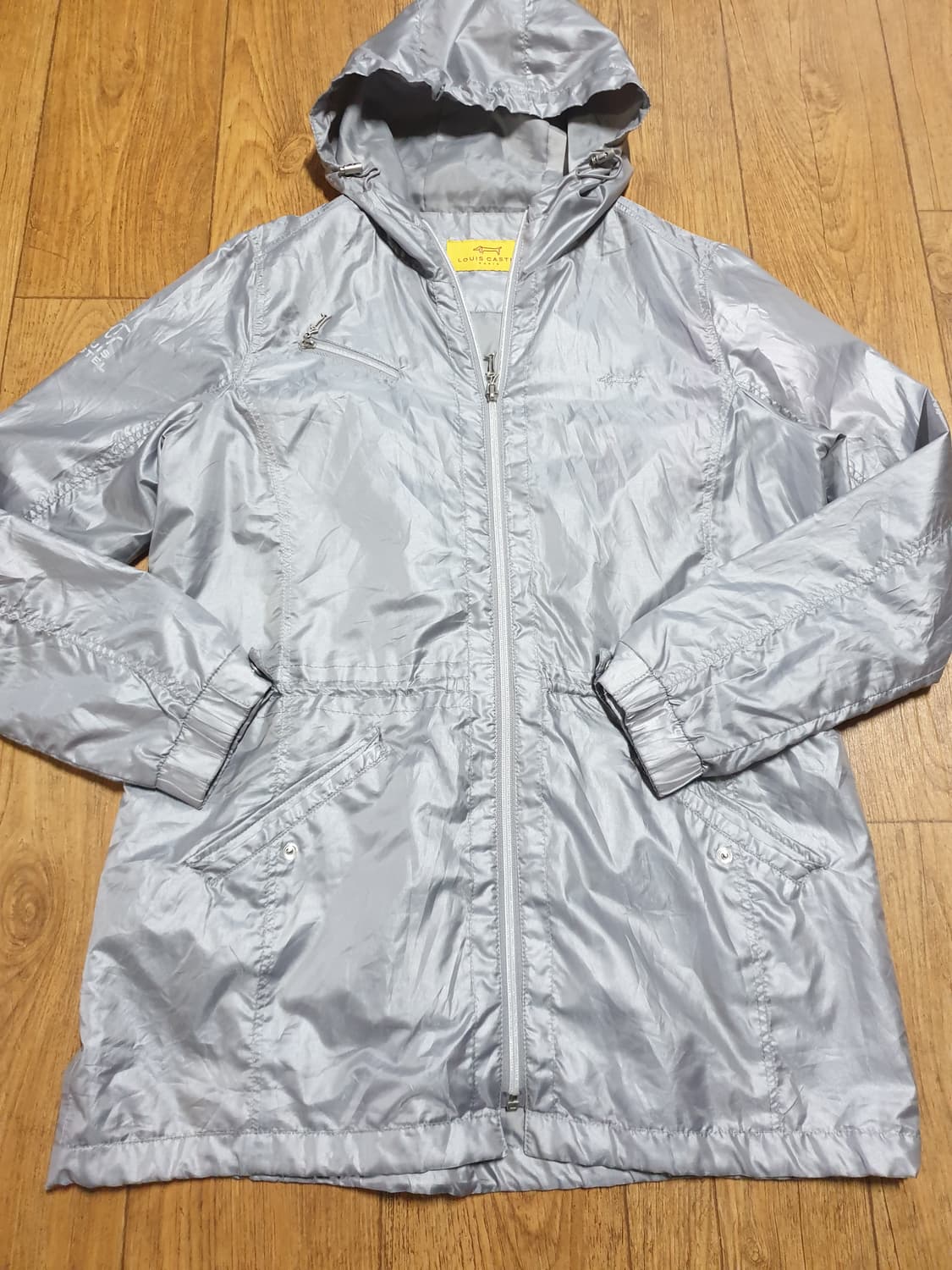 1153 루이까스텔 골프 바람막이 95 사이즈입니다 상품이미지2