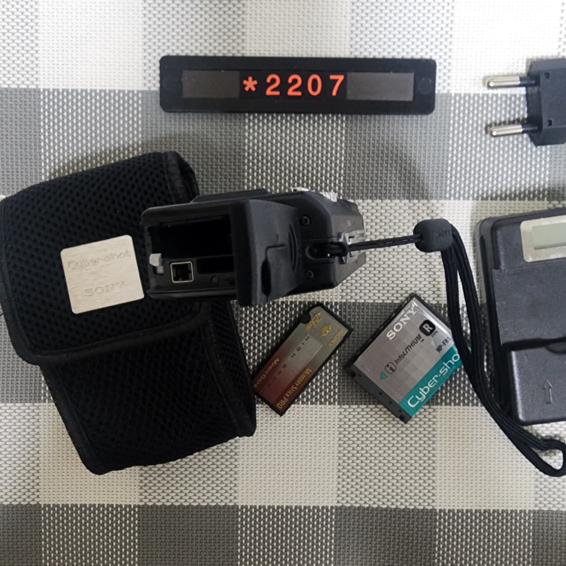 소니 사이버샷 DSC-P 150 디지털카메라 파우치포함 상품이미지6