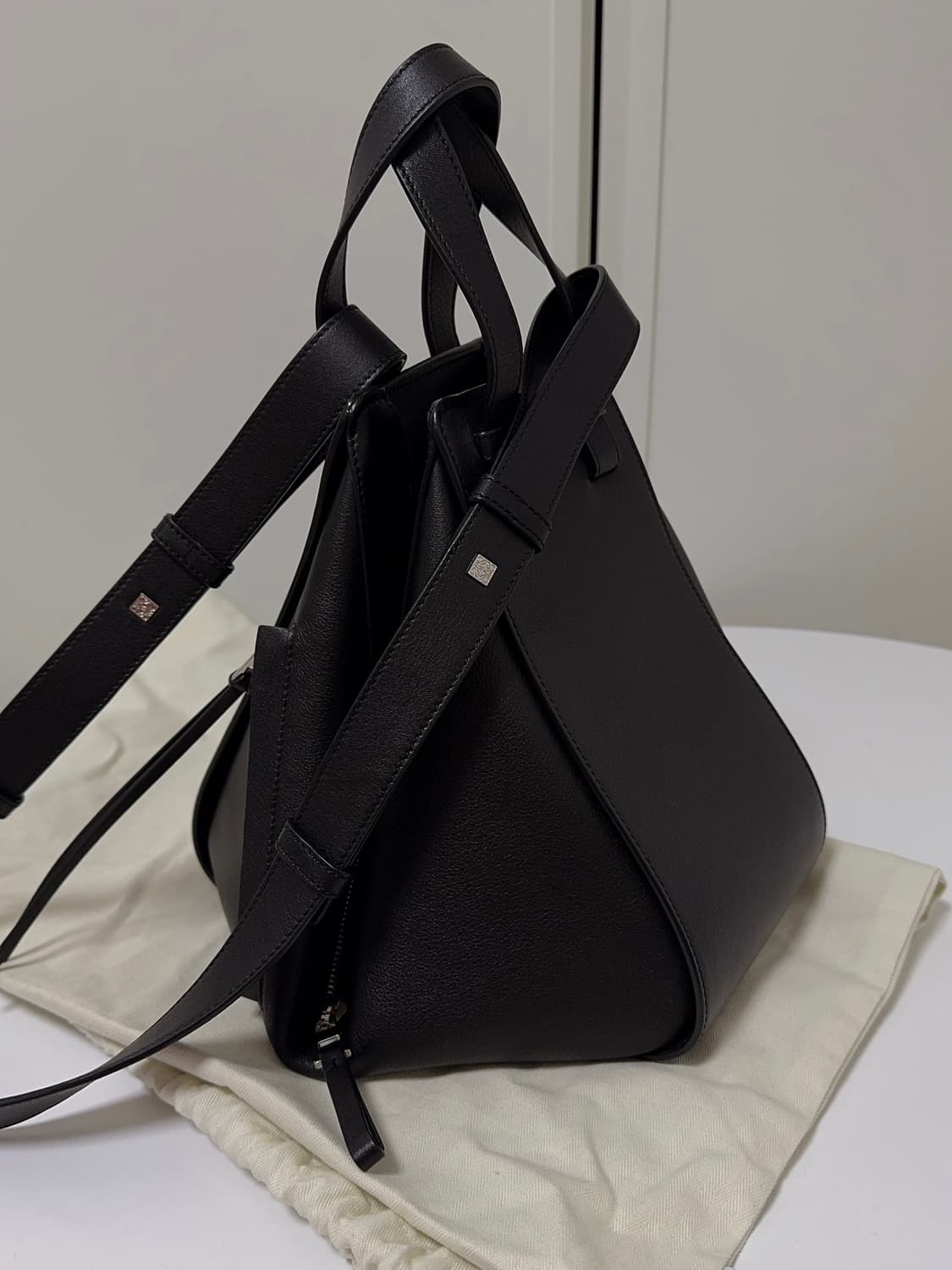 로에베 해먹백 블랙 스몰 상품이미지3