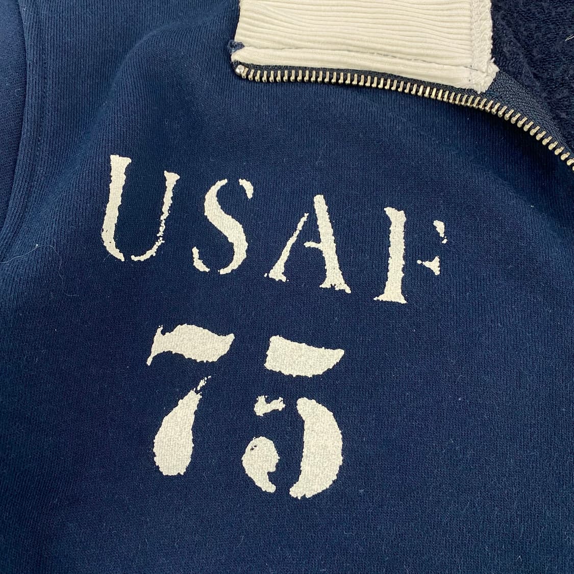 아비렉스 스펠아웃 빅로고 네이비 배색 코튼 집업 (105) 상품이미지5