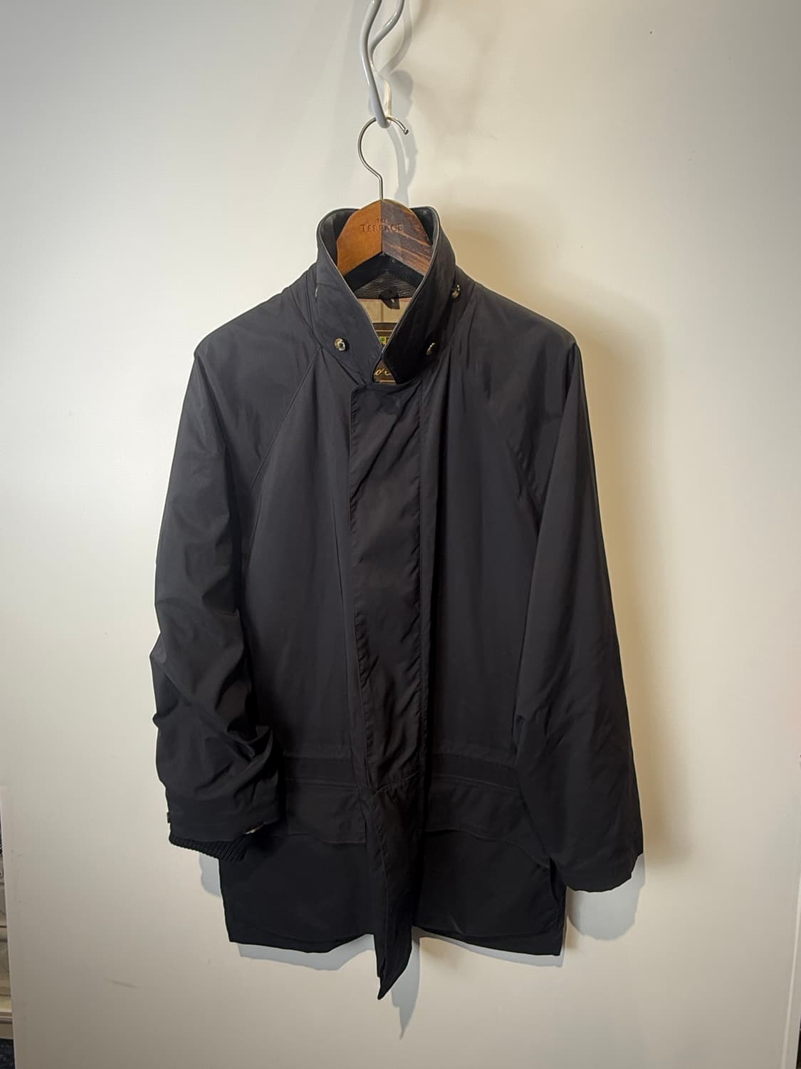 로로피아나 다크네이비 가죽 카라 자켓  상품이미지9