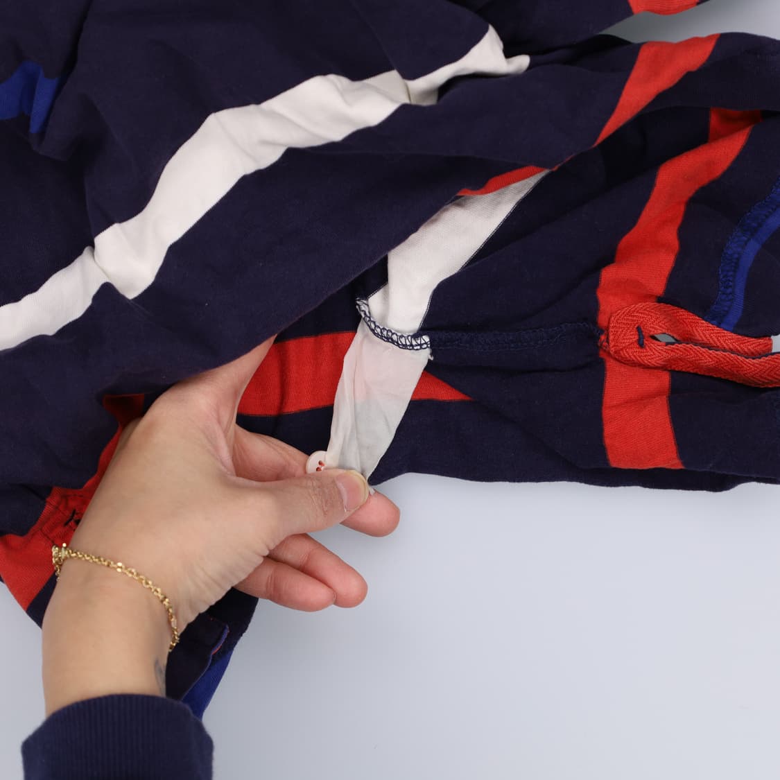 105 헤지스 여성 스트라이프 카라티 0309H1 상품이미지4