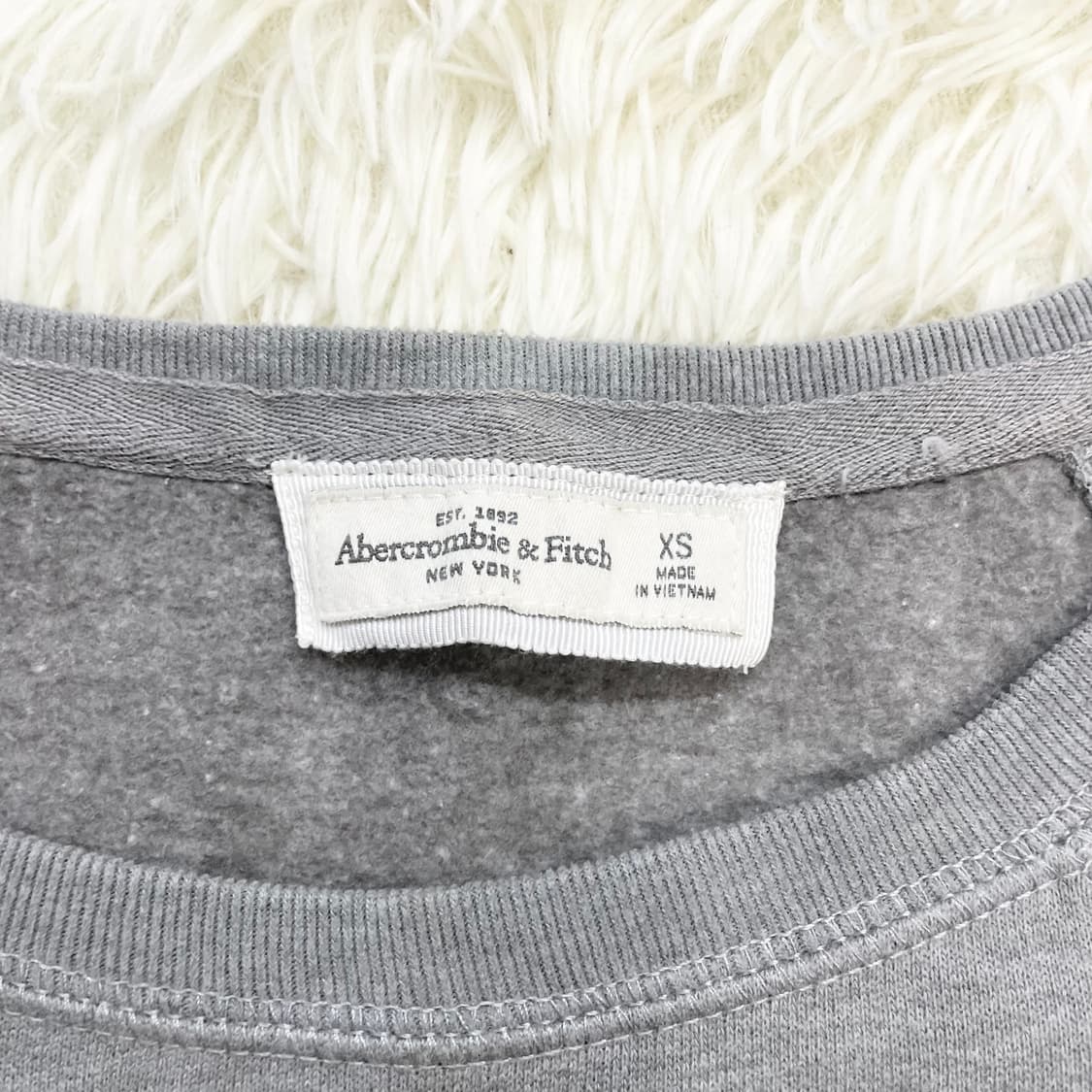 아베크롬비 글리터 로고 맨투맨 그레이 상품이미지4