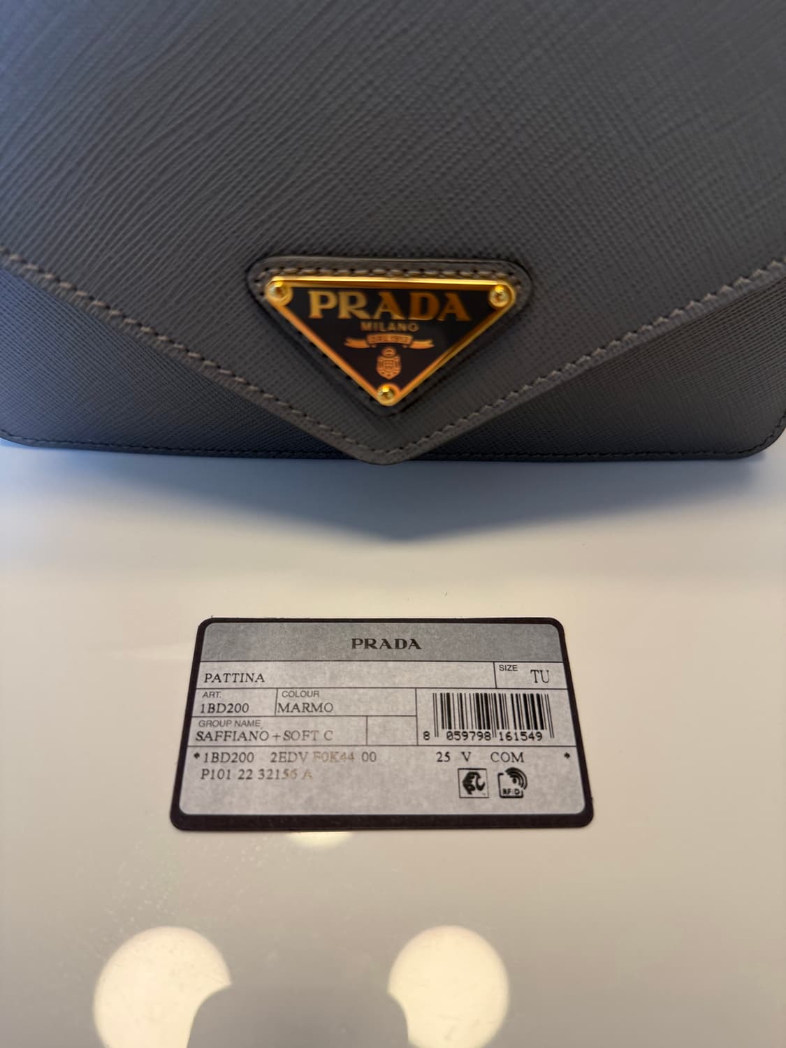(새상품) 프라다 사피아노 체인백 1BD200 그레이 팝니다 상품이미지4